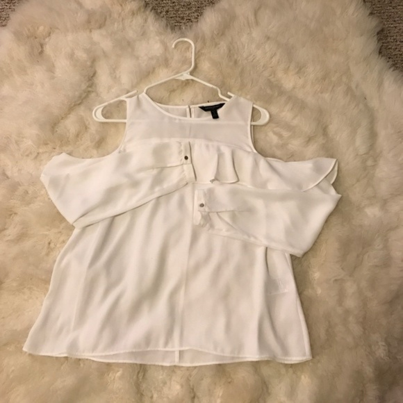 New Banana Republic Cold Shoulder Blouse - Picture 2 of 4